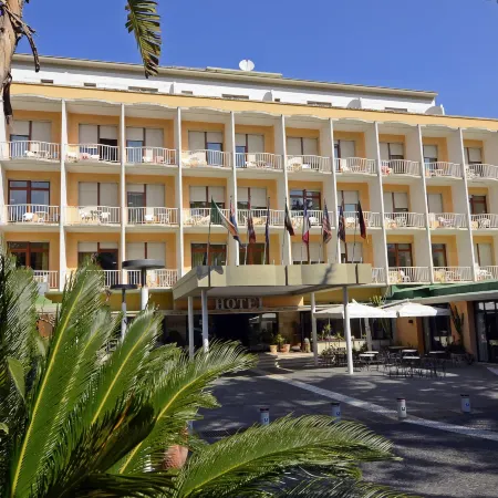 Grand Hotel Moon Valley