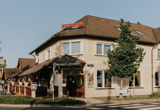 코로나 펜션 레스토랑 외관