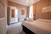 Newton Manor House - Luxury Retreat Sleeps 13 Hotels in Cupar