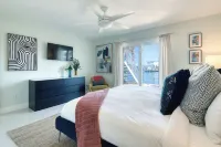 Waterfront Modern Chic #1 Clearwater Beach