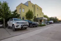 Villa Liburnum - Parkering