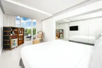 Nautilus Sonesta Miami Beach - bar
