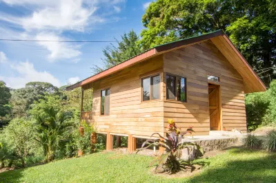 Cabañas Hoja Verde Hôtels à proximité de : Ecological Sanctuary