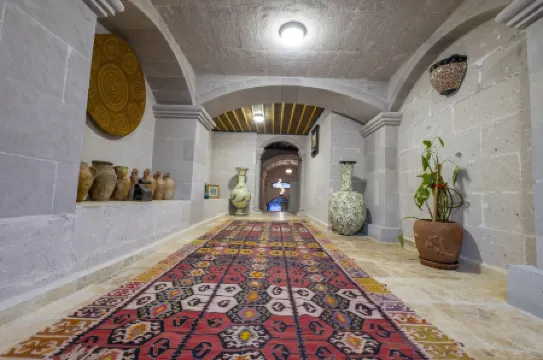 Underground Cave Suites Hotel