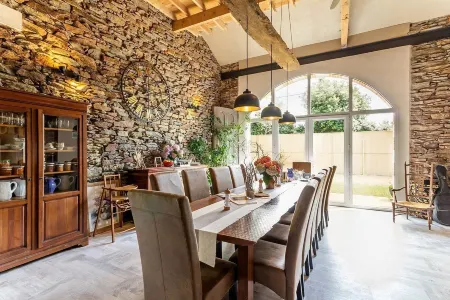 Le Moulin des Tréans Отели в г. Ле Мутье-ан-Рес