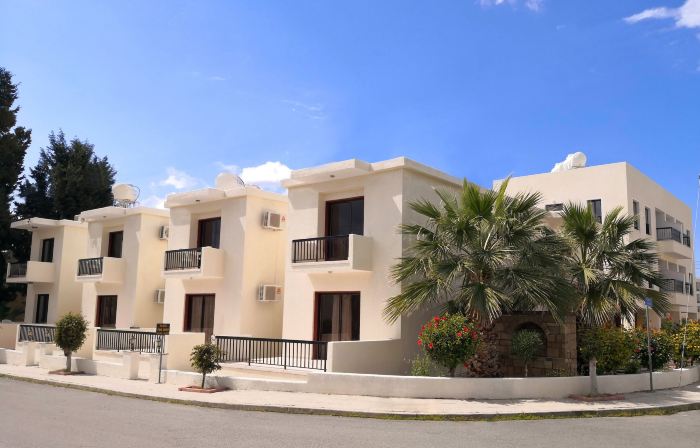 Seashell Apartments