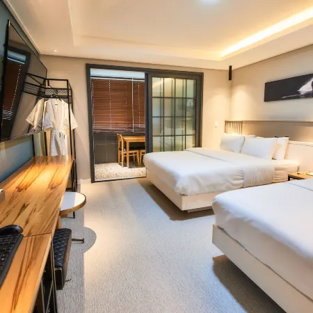 West in Hotel Yeosu