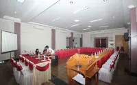 Caredek Hotel Hotels in Solok