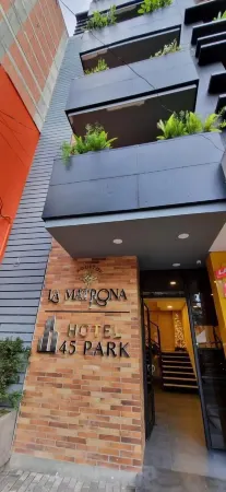 Hotel 45 Park