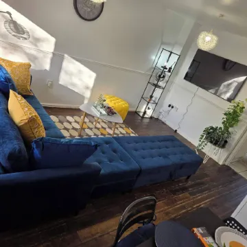 Tranquil Getaway in Wolverhampton - Perfect for Relaxation Отели в г. Уольверхэмптон