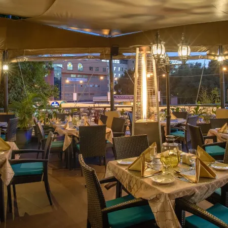 The Landmark Suites Westlands, Nairobi- Next to Westgate Mall Отели рядом с достопримечательностью «Торговый центр The Sarit Centre»
