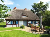 Ferienwohnung Dycke Haus, Zudar Hotels in Garz