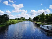 Charmantes Ferienhaus Mit Kamin in Lintig Hotels in Geestland