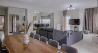 Jaax Apartment Airport by Airstay