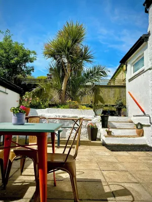 Britannia House Vintage B&B Cornwall Hotels near Flambards Theme Park