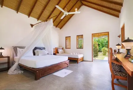 Happy Man Village Отели рядом с достопримечательностью «Sea Turtle Conservation Project»