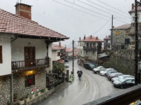 อาเบเต ลักชัวรี อพาร์ตเมนต์ โรงแรมในMetsovo