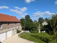 La Maison Cornon Hotels in Crepy-en-Valois