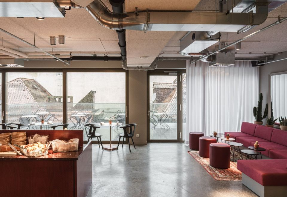 아늑한 호텔 객실 이미지