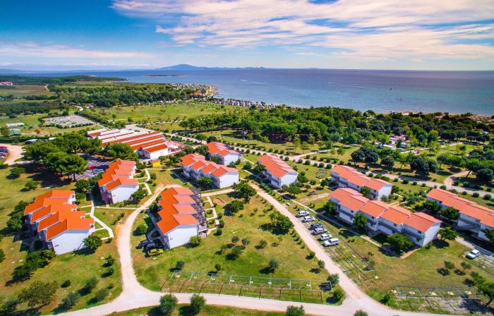 Kazela Apartments