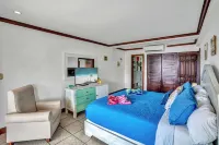 Newly Remodeled Flamingo Condo with Sweeping Ocean Views, Spacious Terrace & Walkable Location
