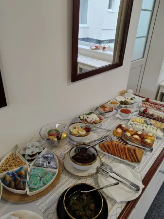 Hotel Mio City Отели в г. Мали Иджёш