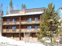 Timber Run Hotels near Arrow