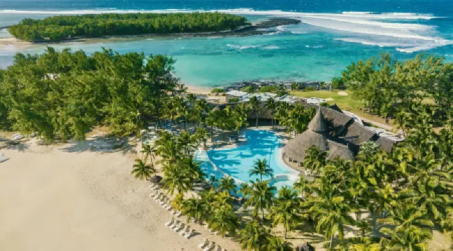 Shandrani Beachcomber Resort & Spa Отели рядом с достопримечательностью «Парк Блу Бэй Марин»