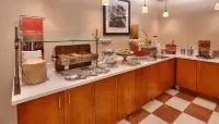 Hampton Inn & Suites Orem - Frühstück