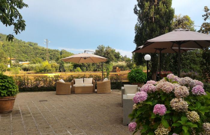 Villa la Nussa b&b
