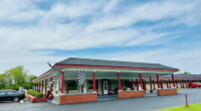 Catalina Airport Motel