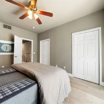 Welcome to the Capital! 2 Bed 2 Bathroom, Loft-style townhome in West Sacramento