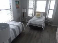 Beautifully redecorated 2 bedroom condo in quiet section of town Hotels near Smyrna Dunes Park