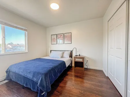 Family Retreat Near SLC Airport 6 BR 3.5 Bath