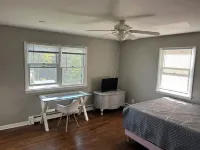 3-bedroom Candlewood Lakeside house