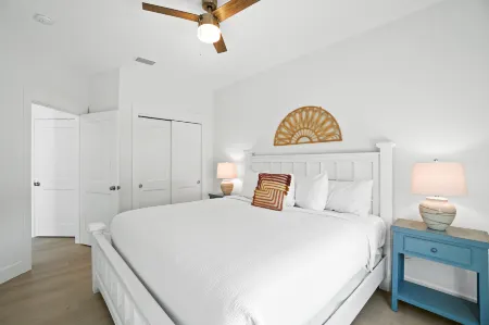 Beach House - the Sanderling by PHG