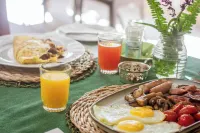 5 Seasons Guest House - Pensionat