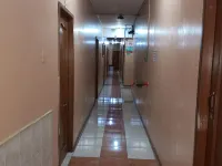 HOTEL DORADO Hoteles cerca de Estadio George Capwell
