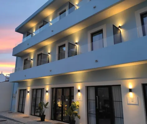 マールスイーツ B&B