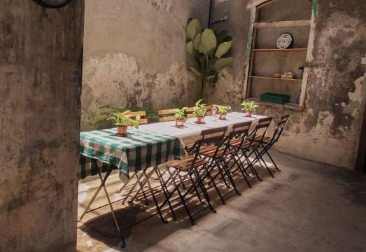 5. 아늑한 장소 페..