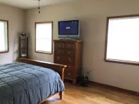 Enjoy a stay at this quaint 3 bedroom 2 bath home near downtown Mandeville.