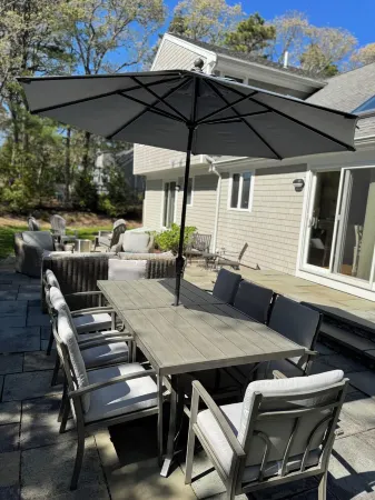 HarwichPort 4 bdr 3 bath - Walk to Red River Beach - next to Wychmere