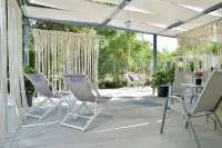 Alekos Luxury Suites Free 24h Transportation from - to Airport