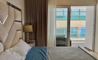 Torre Eleve Apartments