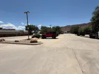 River Canyon Lodge - Motels