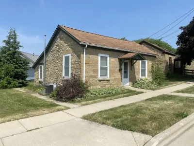 Cottage on Main