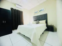 Charming 3-bedroom house with WiFi and AC in Santa Ana, El Salvador