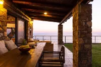 Spacious Villa in unspoilt nature directly by the sea - a paradise