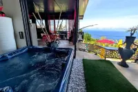 House with ocean view and jacuzzi 10 minutes from the beach