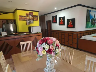 รูปภาพของLARGE VILLA SWIMMING POOLS TROPICAL GARDEN SEA GOLF RELAXATION 6 /12 ADULTS